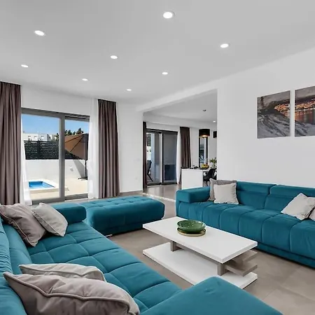 Olimp - Exklusiv Makarska