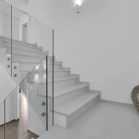 Olimp - Exklusiv Makarska